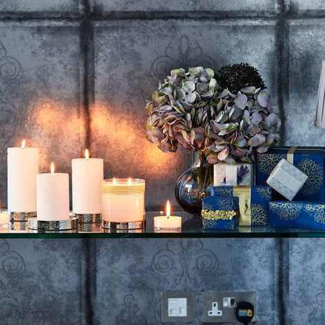 GloLite by PartyLite® Unscented White Pillar 7x15 cm - PartyLite US