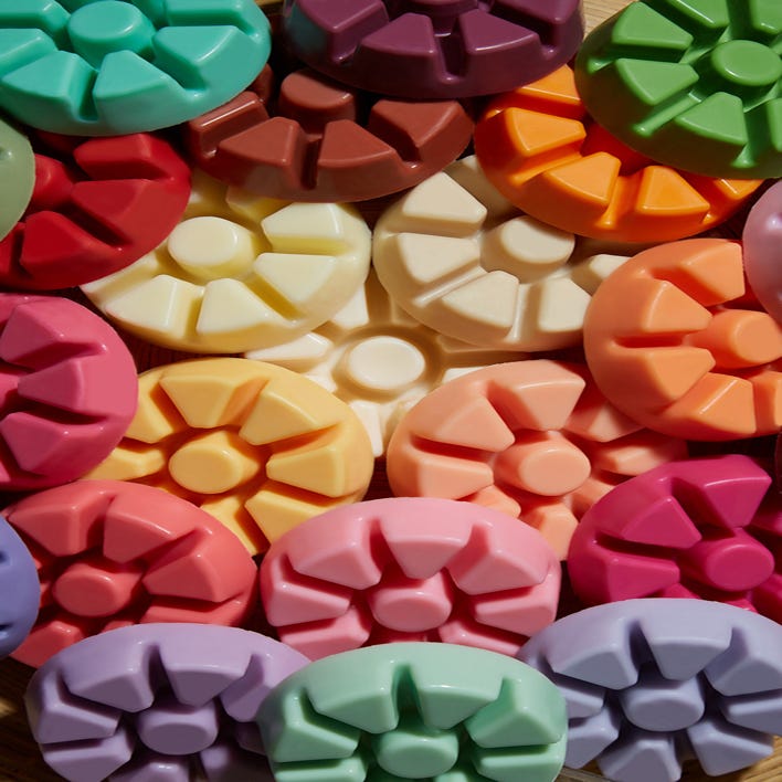 various colored wax melts.
